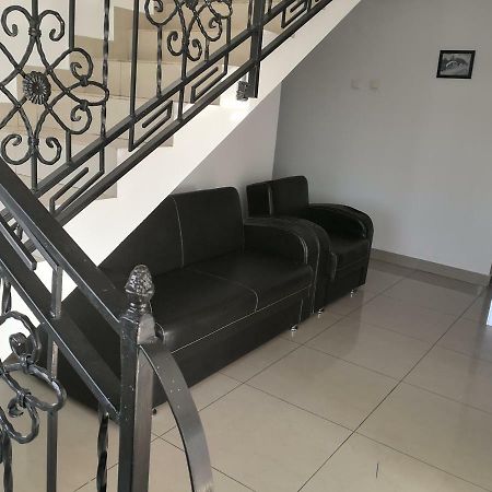 Pensiunea Platinum Târgu Jiu Exterior foto