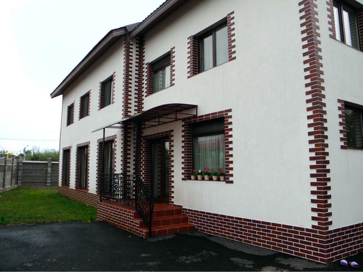 Pensiunea Platinum Târgu Jiu Exterior foto